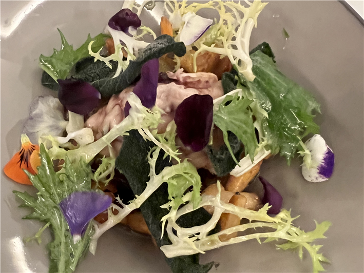 salad with sweetbread